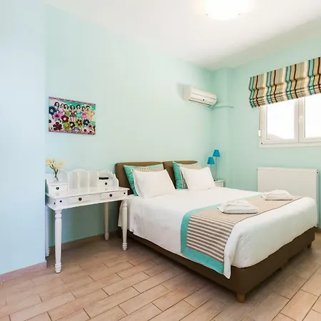 ヴィラ Espera Beachfront Residence, Newly Renewed With Pool & Bbq, By Thinkvilla レティムノ