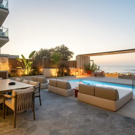 Espera Beachfront Residence, Coastal Living, By Thinkvilla Vilă