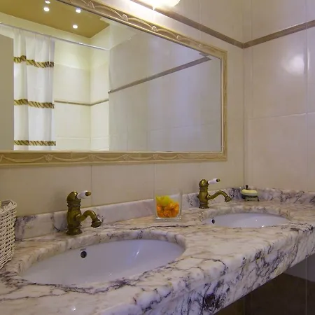 Espera Beachfront Residence, Newly Renewed With Pool & Bbq, By Thinkvilla *