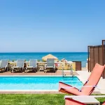 Espera Beachfront Residence, Newly Renewed With Pool & Bbq, By Thinkvilla Rethymnon