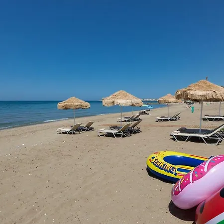 Espera Luxury Beach Front Residence With Pool & Bbq, By Thinkvilla Villa